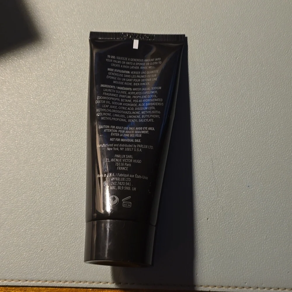 New Kenneth Cole Black Hair and Body Wash for Men